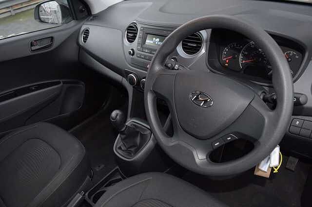 Hyundai i10 1.0 S 5 Door