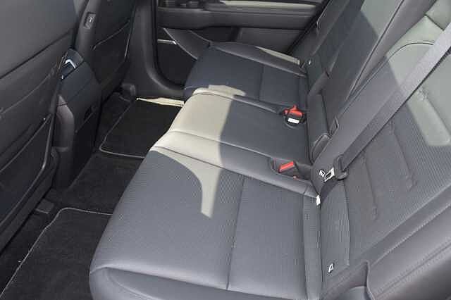 Hyundai Santa Fe 1.6 TGDi Hybrid Ultimate 5dr Auto