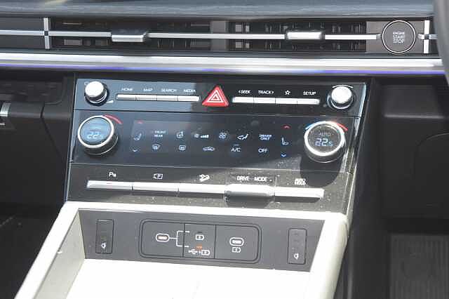 Hyundai Santa Fe 1.6 TGDi Hybrid Ultimate 5dr Auto