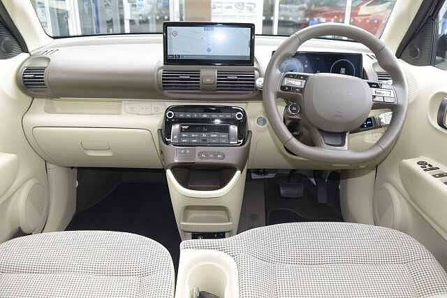 Hyundai INSTER 85kW 02 49kWh 5dr Auto Black