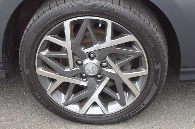 Hyundai KONA 1.6 GDi Hybrid Premium 5dr DCT