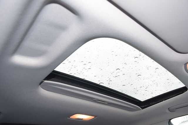 Hyundai KONA 1.6 GDi Hybrid Ultimate 5dr DCT