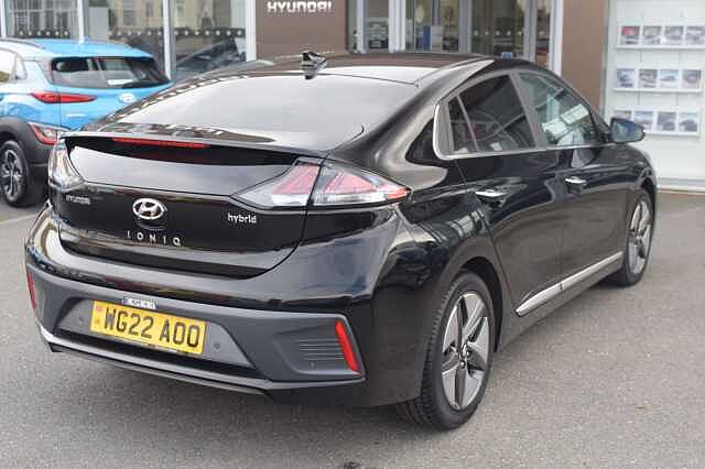 Hyundai IONIQ 1.6 GDi Hybrid Premium SE 5dr DCT