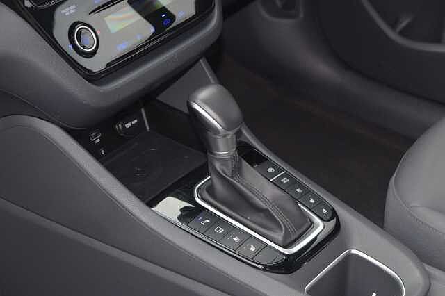 Hyundai IONIQ 1.6 GDi Hybrid Premium SE 5dr DCT