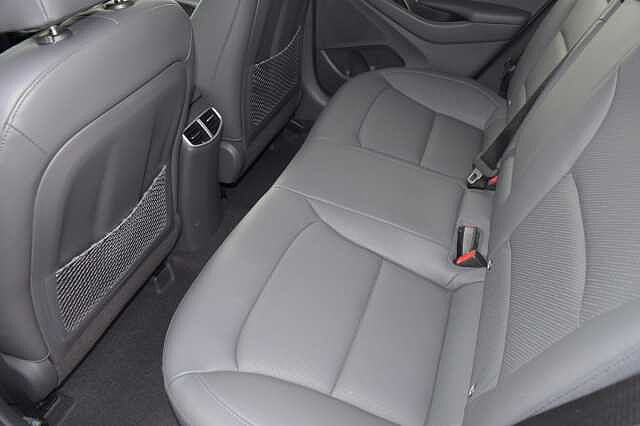 Hyundai IONIQ 1.6 GDi Hybrid Premium SE 5dr DCT