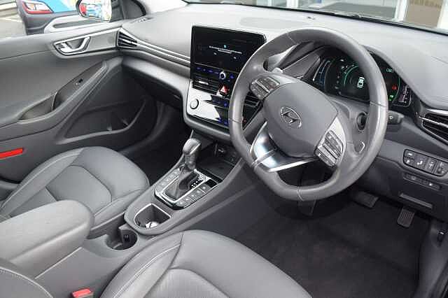 Hyundai IONIQ 1.6 GDi Hybrid Premium SE 5dr DCT