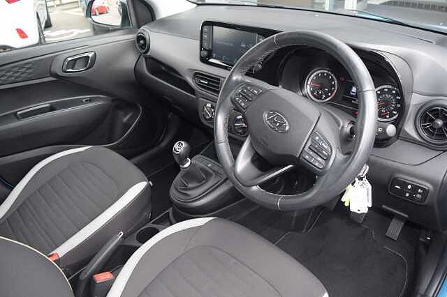 Hyundai i10 1.0 MPi SE Connect 5dr