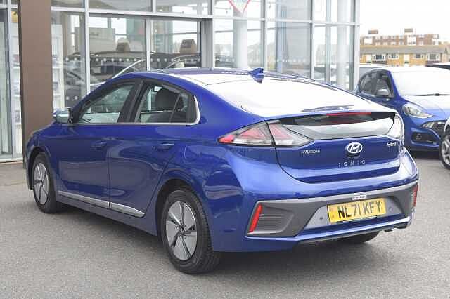 Hyundai IONIQ 1.6 GDi Hybrid Premium 5dr DCT