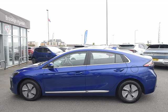 Hyundai IONIQ 1.6 GDi Hybrid Premium 5dr DCT