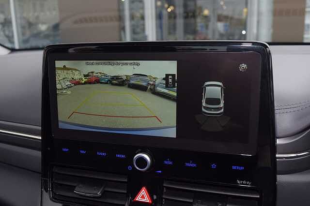 Hyundai IONIQ 1.6 GDi Hybrid Premium 5dr DCT