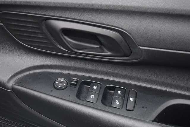 Hyundai i20 1.0T GDi 48V MHD SE Connect 5dr