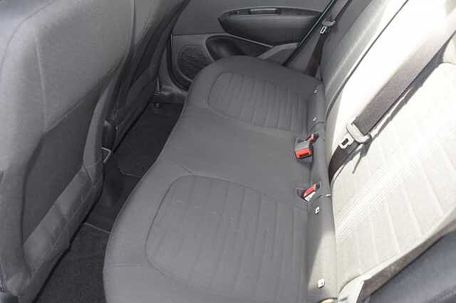 Hyundai i10 1.0 MPi SE 5dr