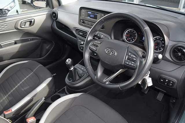 Hyundai i10 1.0 MPi SE 5dr