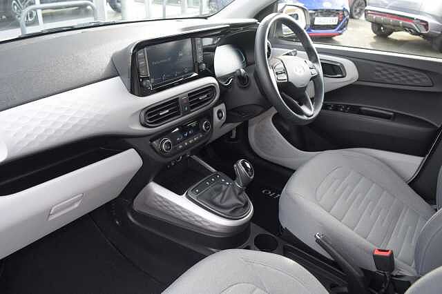 Hyundai i10 1.2 MPi Premium 5dr Auto