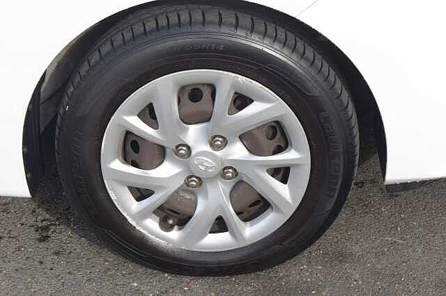 Hyundai i10 1.0 SE 5dr