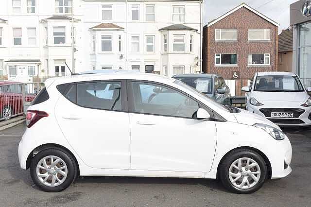 Hyundai i10 1.0 SE 5dr