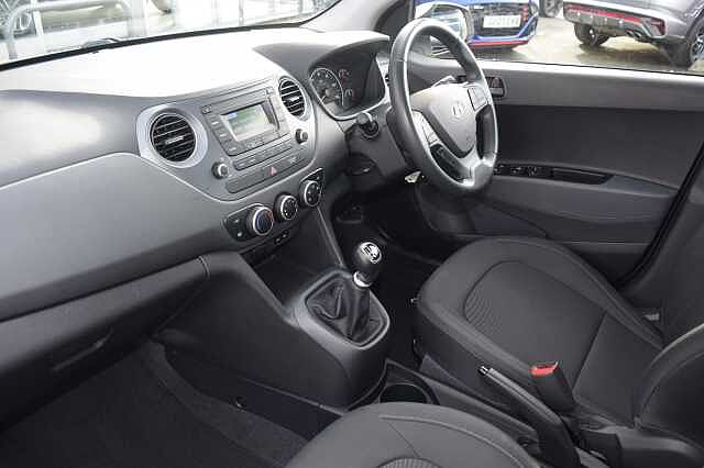 Hyundai i10 1.0 SE 5dr