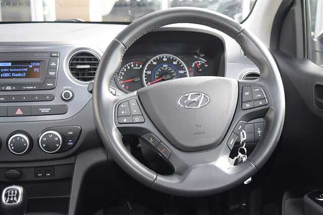 Hyundai i10 1.0 SE 5dr