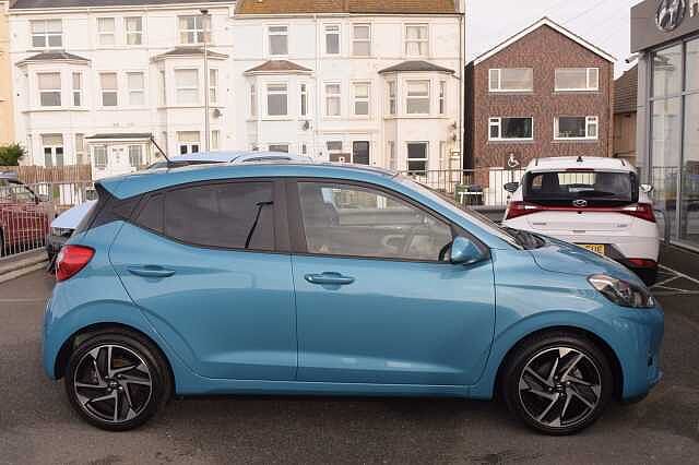 Hyundai i10 1.2 MPi Premium 5dr Auto