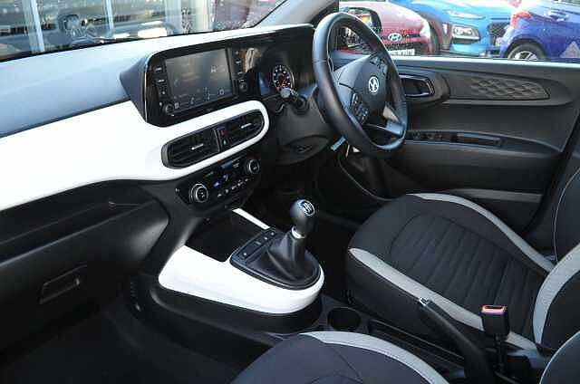 Hyundai i10 1.2 MPi Premium 5dr