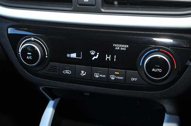 Hyundai i10 1.2 MPi Premium 5dr