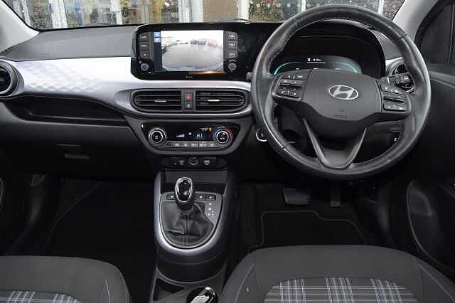 Hyundai i10 1.0 MPi Premium 5dr Auto