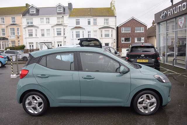 Hyundai i10 1.0 MPi SE Connect 5dr