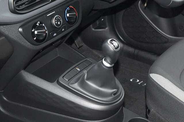 Hyundai i10 1.0 MPi SE Connect 5dr