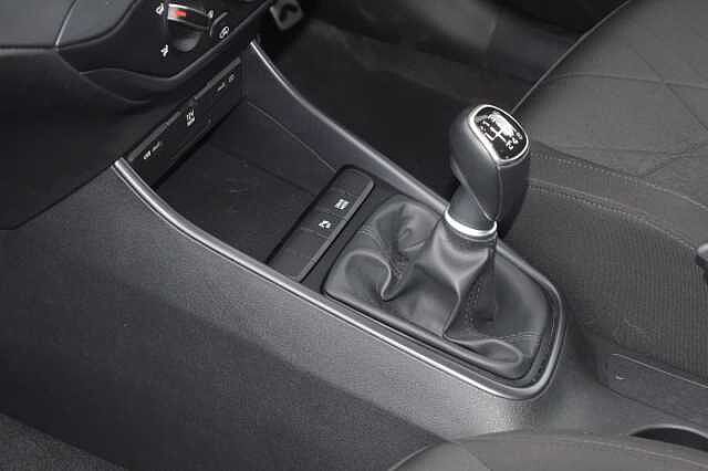 Hyundai BAYON 1.0 TGDi 48V MHEV SE Connect 5dr