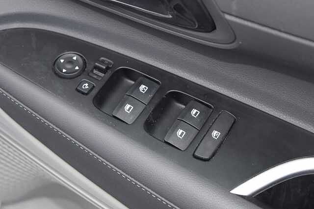 Hyundai BAYON 1.0 TGDi 48V MHEV Ultimate 5dr