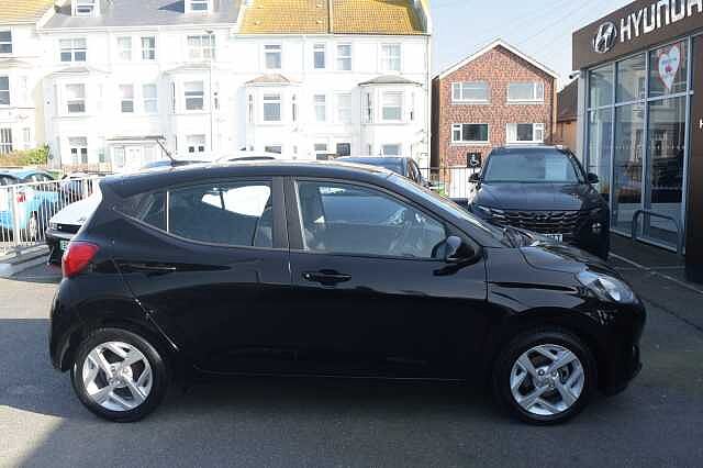 Hyundai i10 1.0 MPi SE Connect 5dr