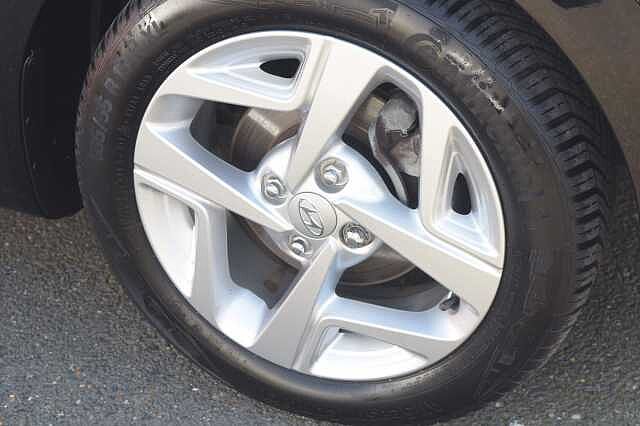 Hyundai i10 1.0 MPi SE Connect 5dr