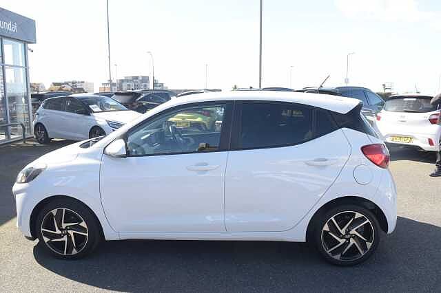 Hyundai i10 1.0 MPi Premium 5dr Auto