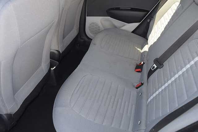 Hyundai i10 1.0 MPi Premium 5dr Auto