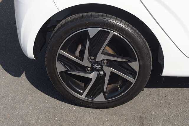 Hyundai i10 1.0 MPi Premium 5dr Auto