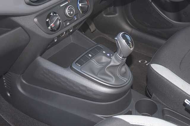 Hyundai i10 1.0 [63] Advance 5dr Auto [Nav]