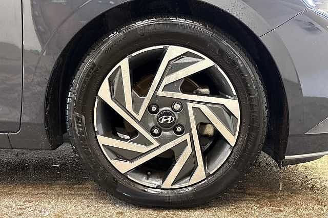 Hyundai i20 1.0T GDi Advance 5dr