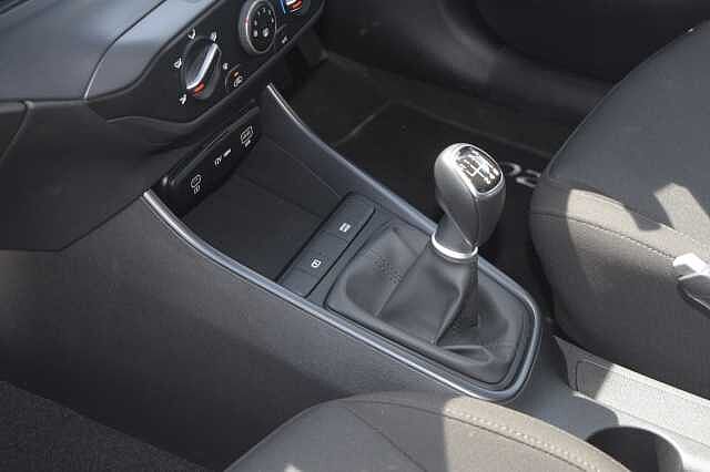 Hyundai i20 1.0T GDi Advance 5dr