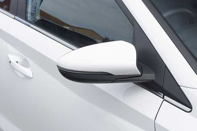 Hyundai i20 1.0T GDi 90 Tech Line 5dr