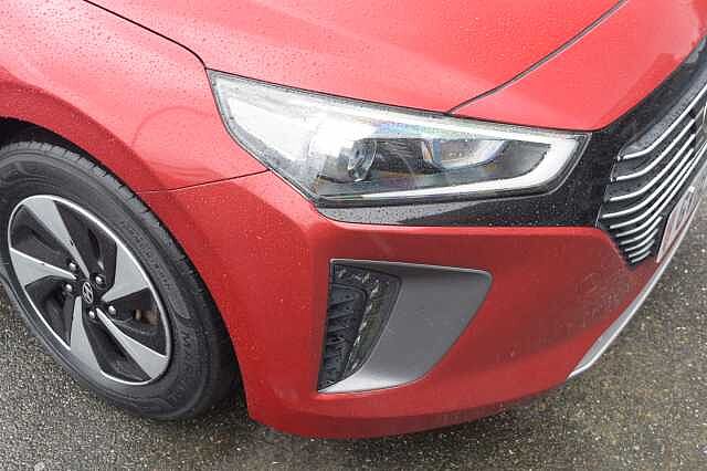 Hyundai IONIQ 1.6 GDi Hybrid Premium 5dr DCT