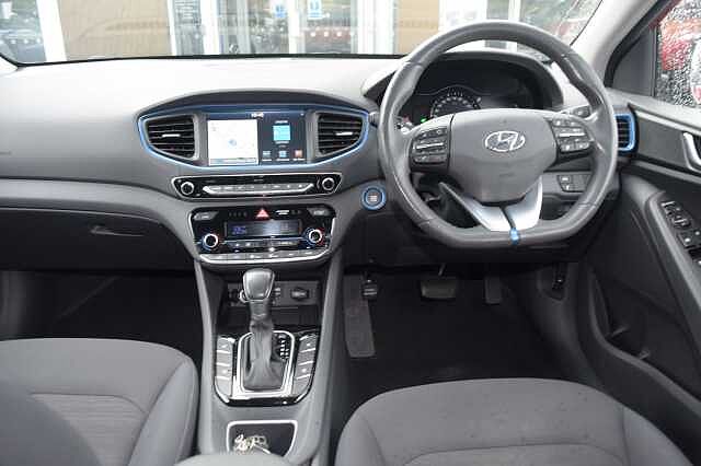 Hyundai IONIQ 1.6 GDi Hybrid Premium 5dr DCT