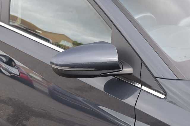 Hyundai i20 1.0T GDi 48V MHD Premium 5dr DCT