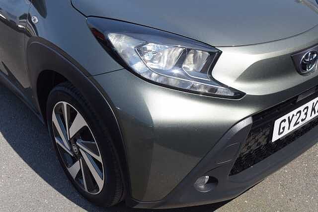 Toyota AYGO X 1.0 VVT-i Edge 5dr Green